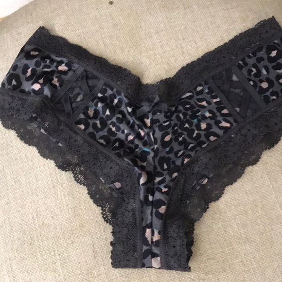 Victory Secret Leopard Print Slip with Panties - Picture 9 of 11